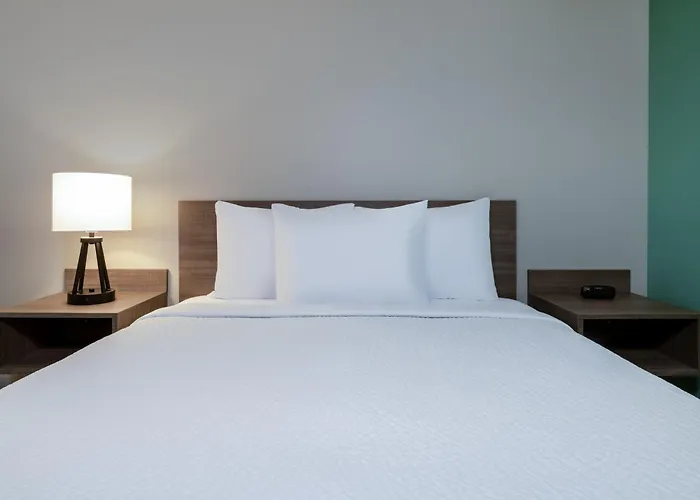 Echo Suties Extended By Wyndham Austin Hotel 2*